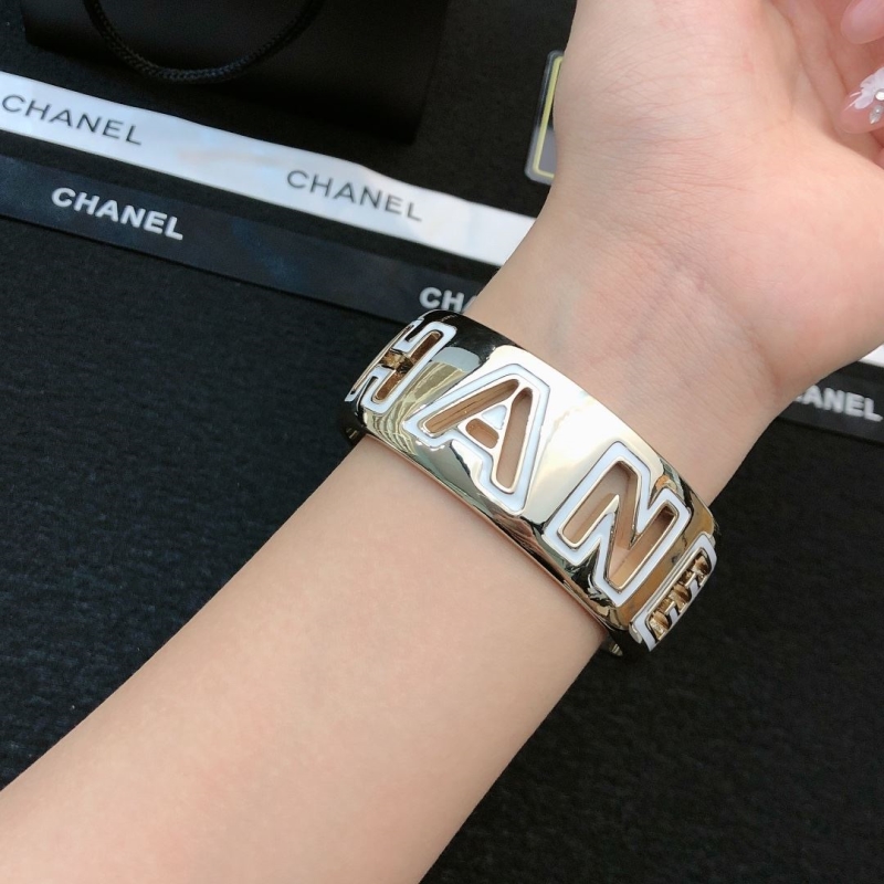Ch**el bracelets